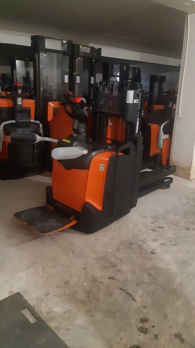 Paleciak elektryczny TOYOTA Bt SPE 200D