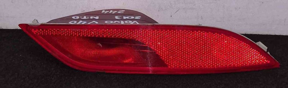 Farolim Nevoeiro Trás Direito 31395551 - VOLVO V40 Hatchback