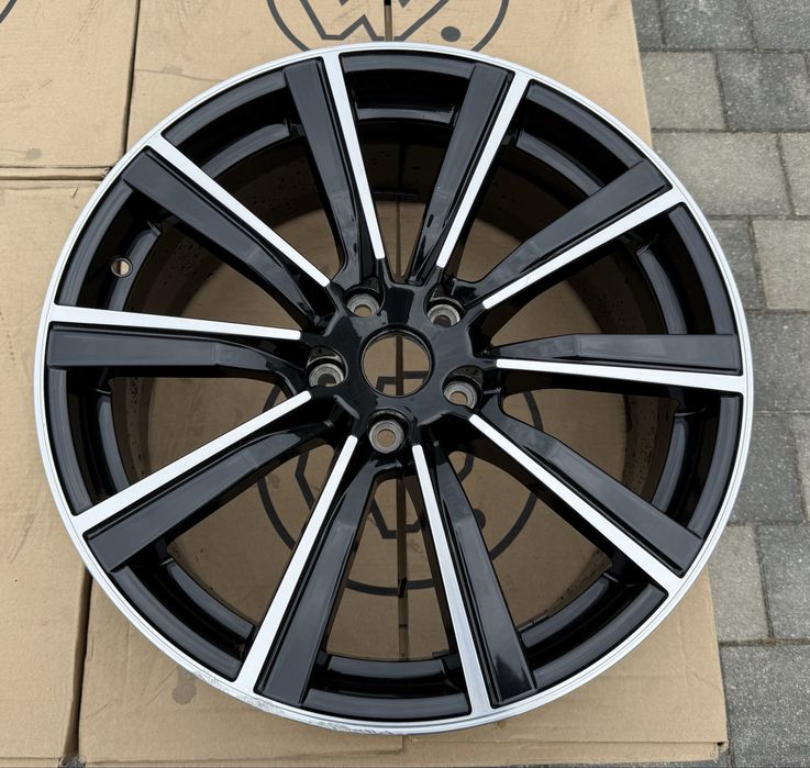 Oryginalna Felga Seat 19" 8J ET50 5X112 5F0.071.499A