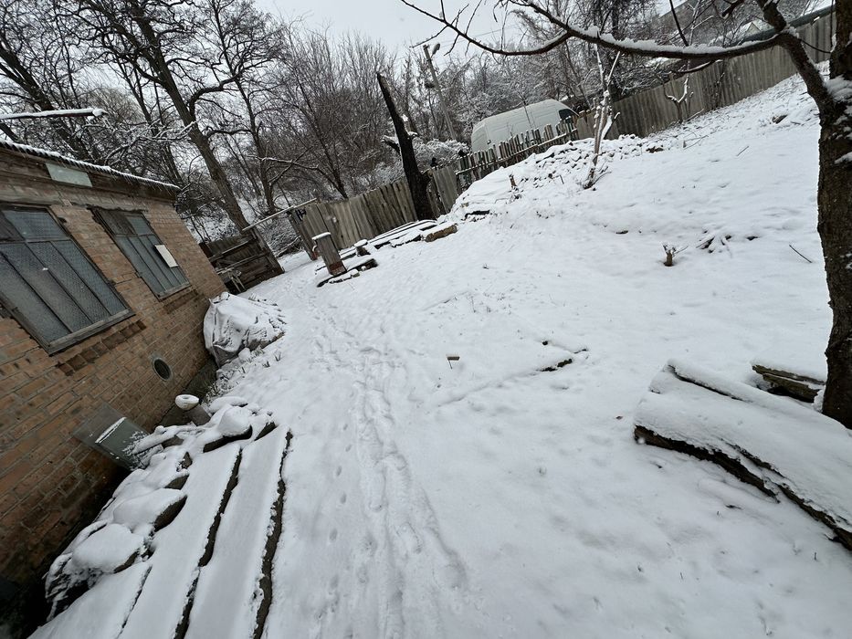 Продам участок дом 5 школа