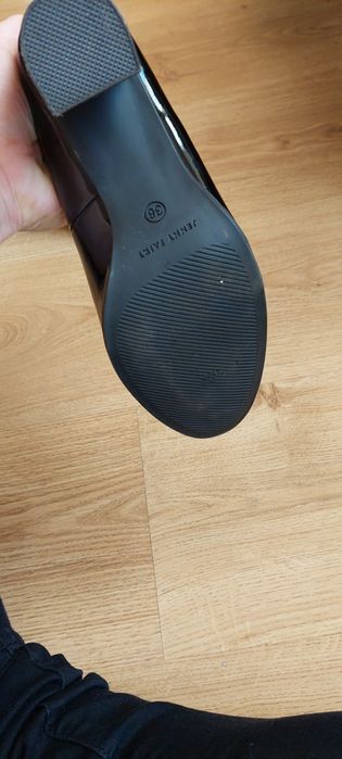 Piękne czółenka raz nałożone rozm.36. Obcas 7,5cm