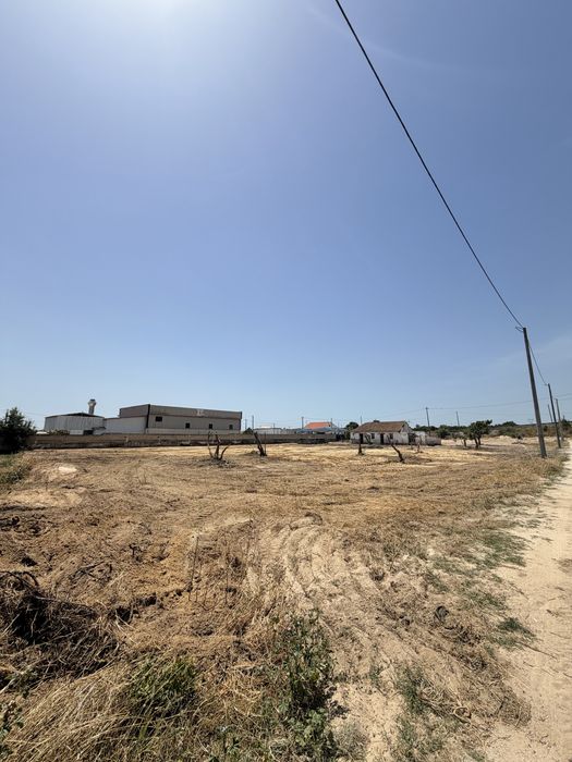 Terreno urbano cerca 4000m2