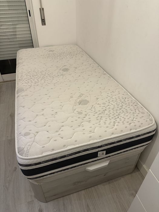 Cama somier solteiro c/ colchão e arrumação