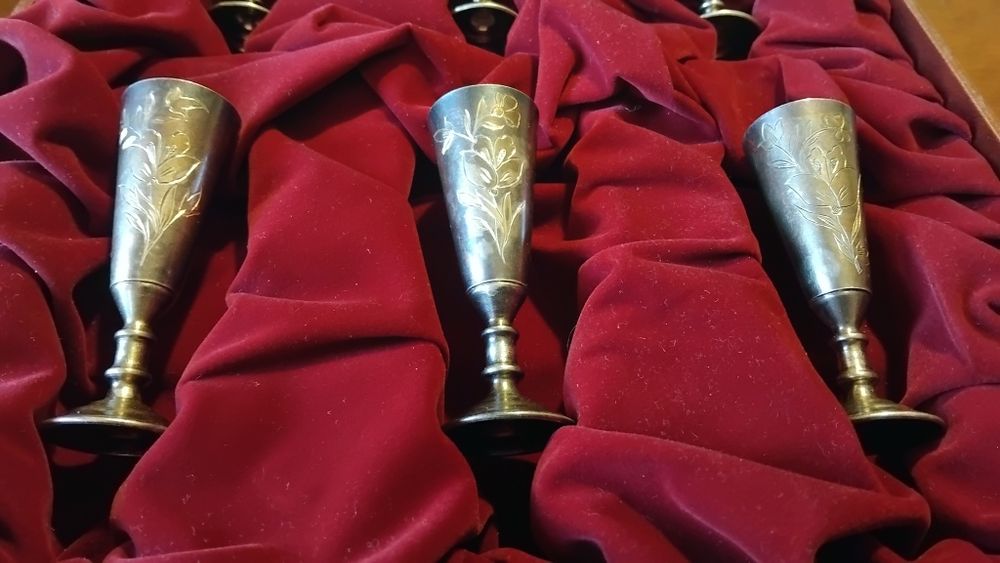 Набор серебряных срібних  рюмок "Цветочное кружево" 6 шт