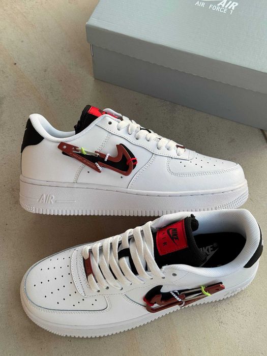 Мужские кроссовки Nike Air Force 1 '07 PRM "Mousqueton Swoosh Rouge"