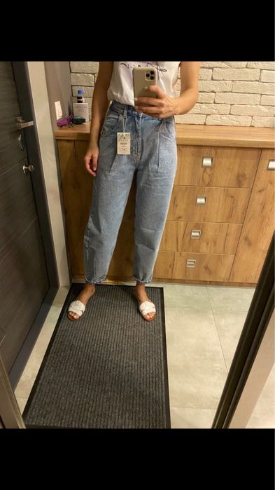 Джинси  жіночі Bershka