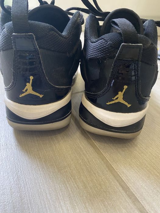 Nike jordan flight