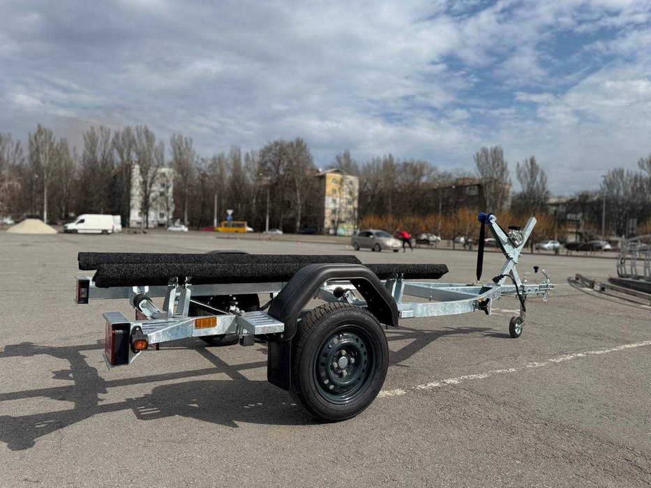 Прицеп для перевезеня гидроцикла, лодки.