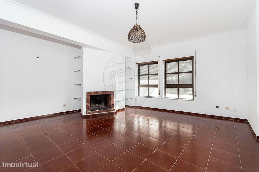 Apartamento T3 para venda — Caldas Da Rainha - Nossa Senhora Do Pópulo, Coto E São Gregório, Leiria