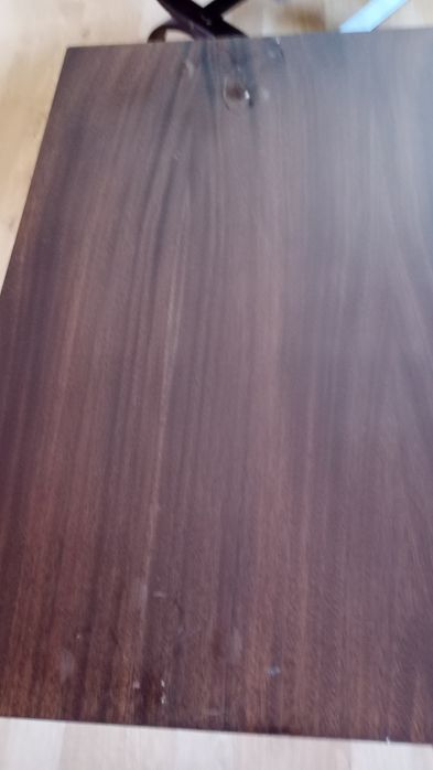 Stół na wysoki połysk