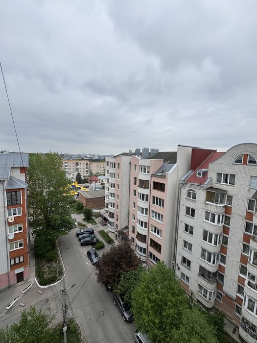 2 кімнати продаж біля озера вул Вільхова