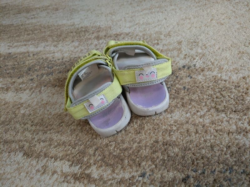 Sandały na rzepy h&m 28