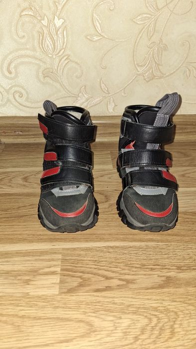 Продам зимние сапожки