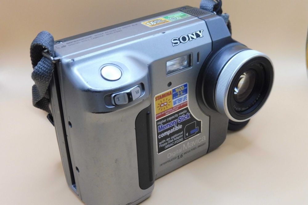 Sony Digital Mavica 1.6 megapixeli. Stary Klasyk na dyskietki.