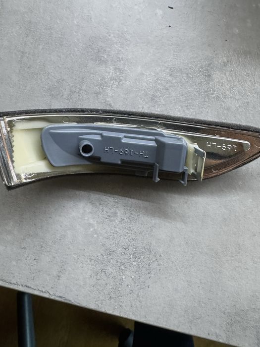 Pisca retrovisor mercedes B TH—169-LH