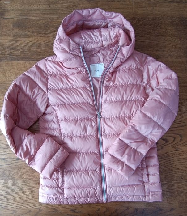 Продам куртку дитячу.