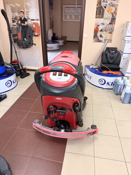 Підлогомийна машина Nilfisk Viper Karcher