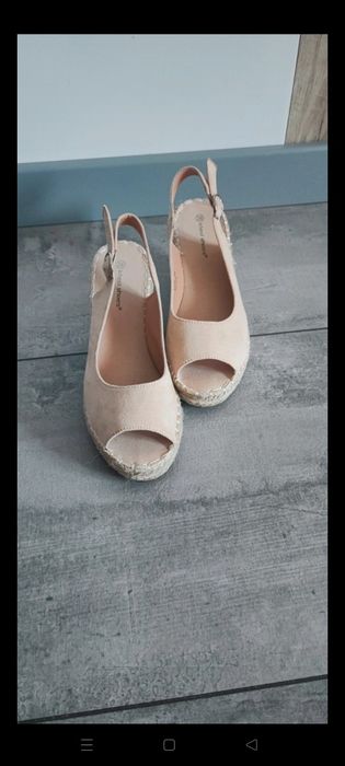 Piękne sandały damskie Ideal Shoes