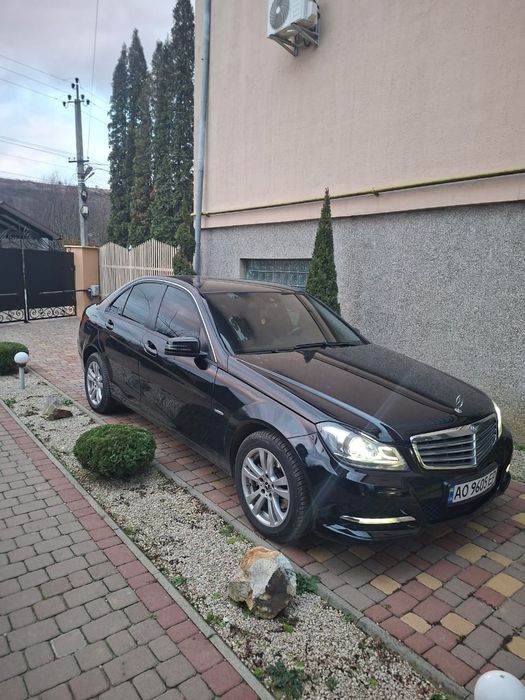 Mercedes-Benz C250-class продам Mercedes-Benz C-class