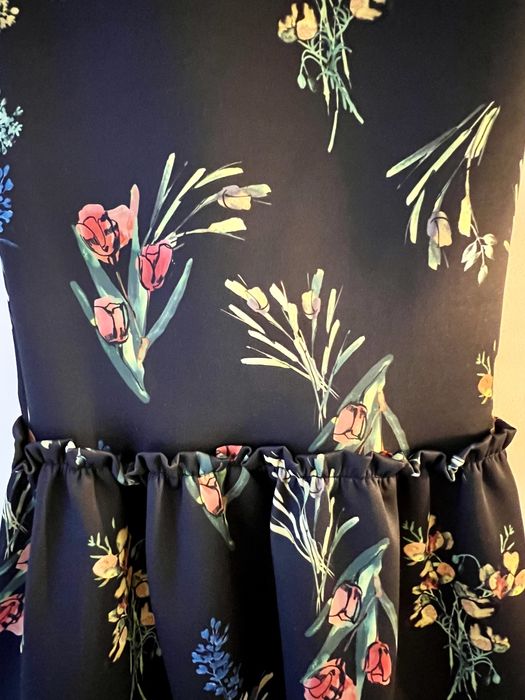 Obcisła sukienka Asos na wesele, imprezę