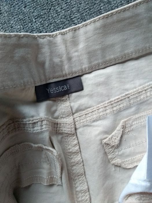 Krótkie Spodenki C& A jak nowe! R 36
