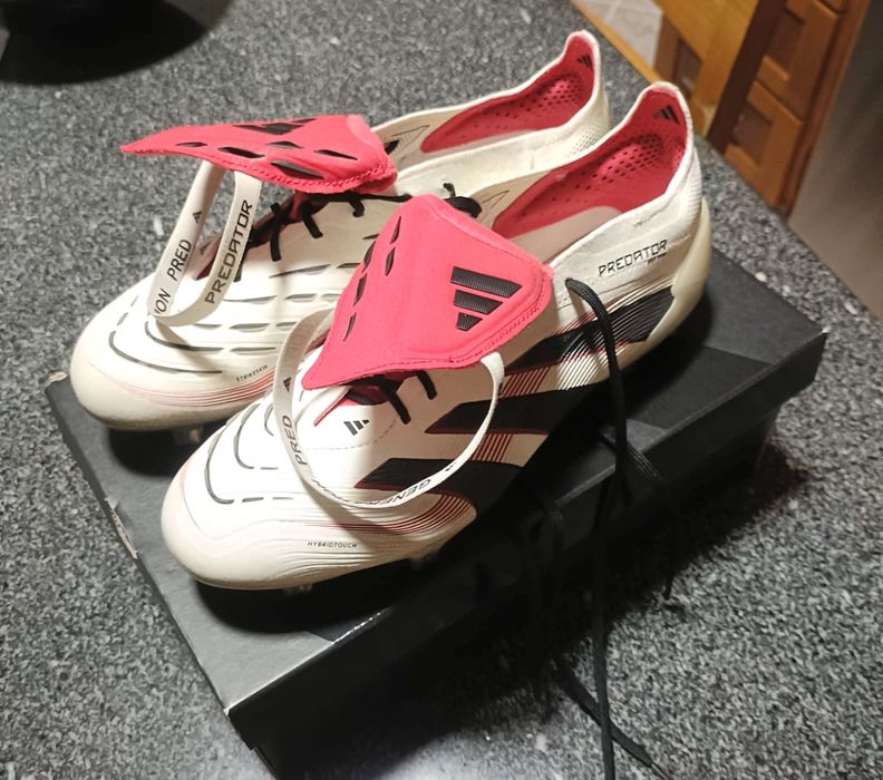 Chuteiras Adidas