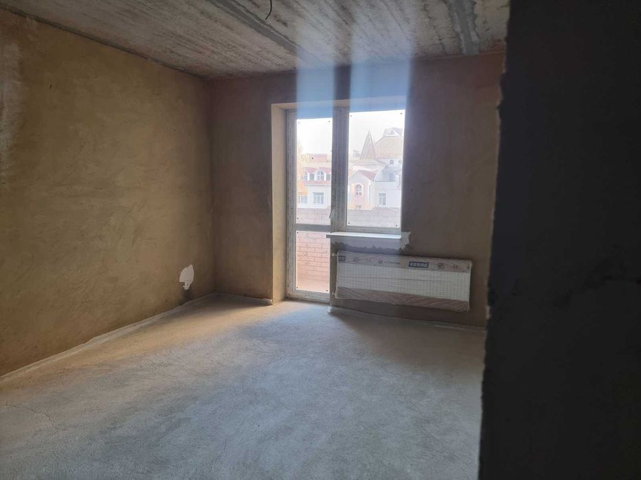 (8) Продам 3-кімнатну квартиру на Поділлі 2875