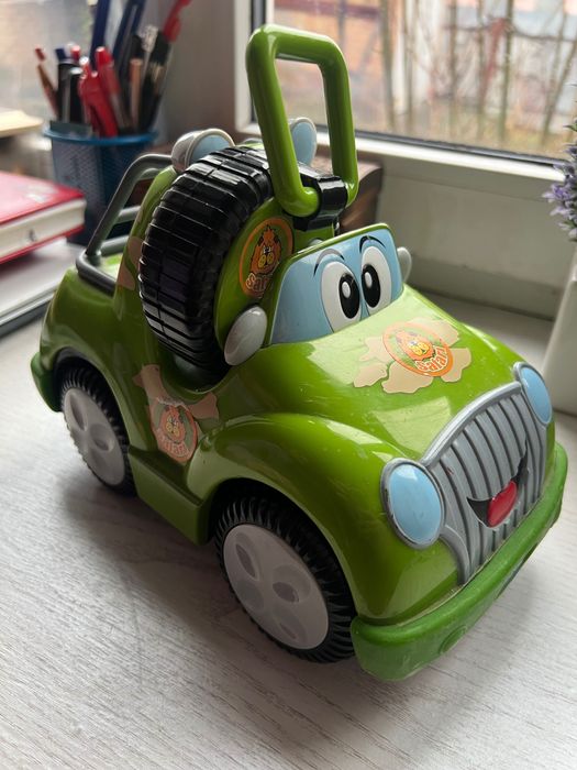 Радіокерована машинка Chico