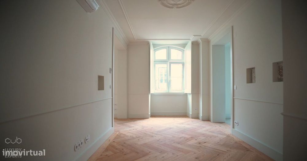 T2 de Charme na Baixa de Lisboa – Edifício Histórico Renovado | Junto