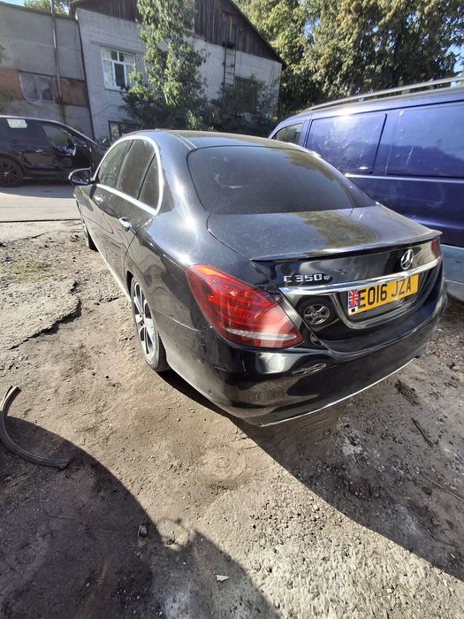 Кузовні елементи Mercedes C205