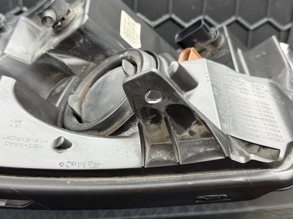 Фара права з Led ДХО Ford Explorer 16-19 14 pin