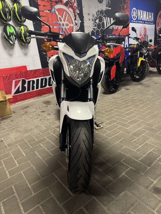 Японский мотоцикл Honda CB400F.   2013.