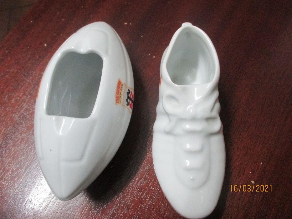 3 pequenas peças de porcelana francesa