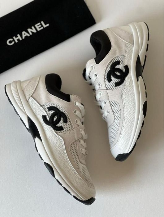 Sneakersy Chanel white