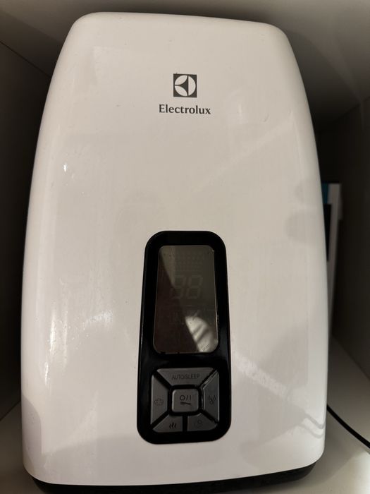 Зволожувач повітря electrolux