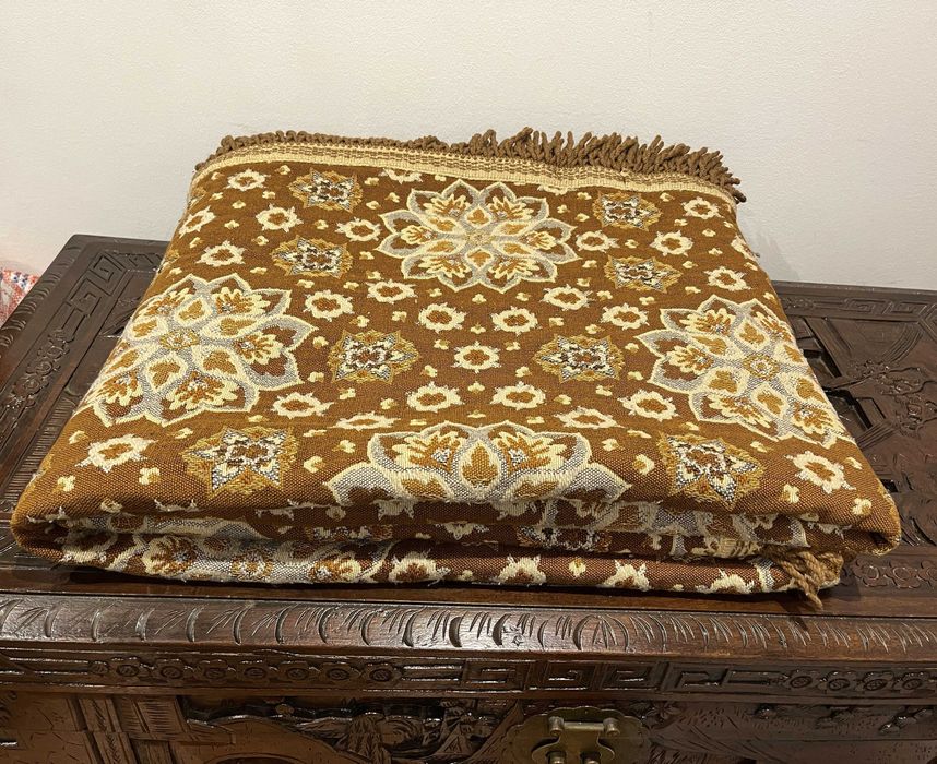 Manta Quente tons Castanho - Cama Casal