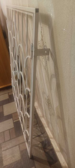 Решітка під замок