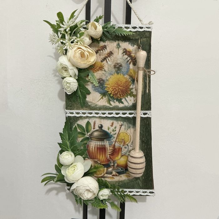 Dekoracja na desce, decoupage