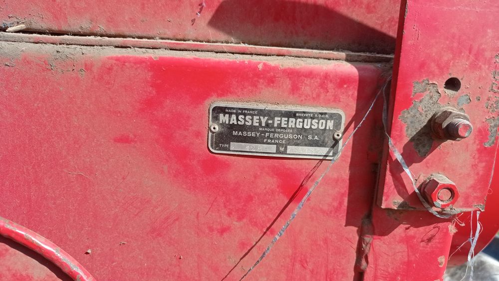 Prasa kostkująca Masej Ferguson 128