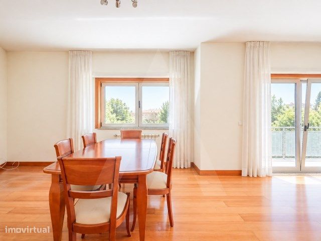 Apartamento T2 com terraços no centro da cidade de Aveiro