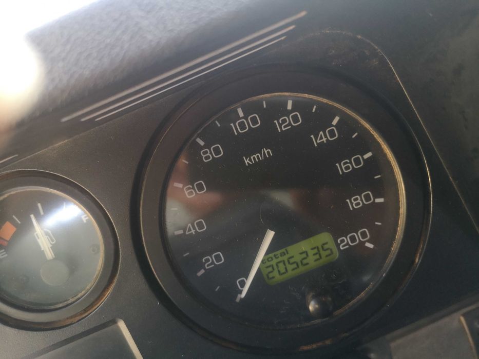 Defender 90 TD5 Ano 2000 - Um só Dono