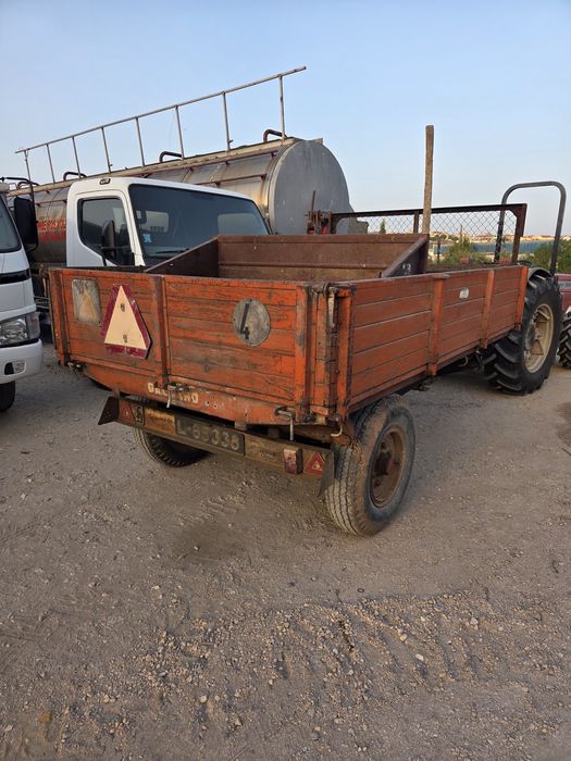 Reboque Basculante Galucho