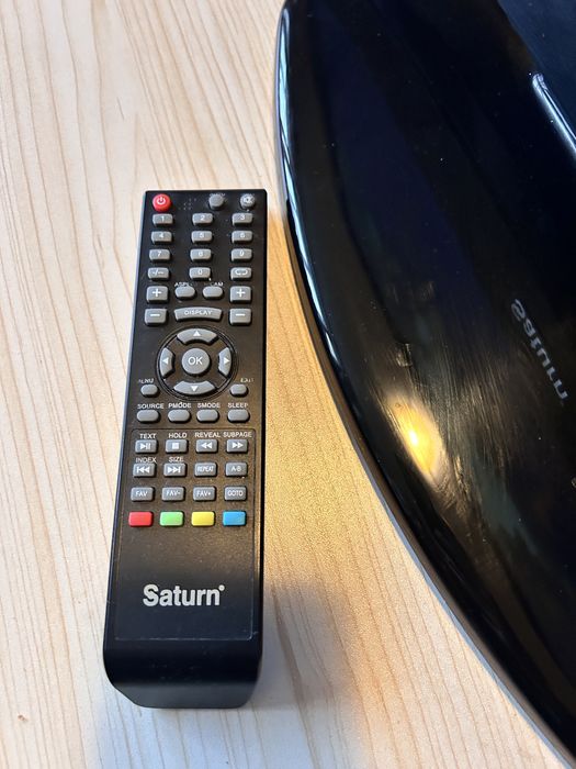 Телевізор Saturn 32" (модель TV LCD 326). Робочий.