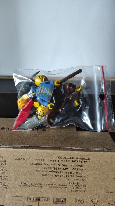 Lego pirates minifugurki mix