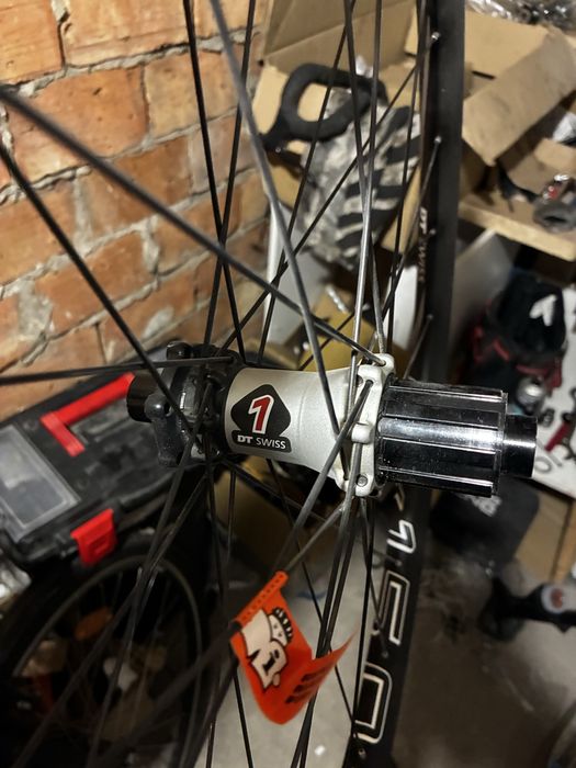Kola przednie i tylne DT swiss 1501 Spline (non boost)