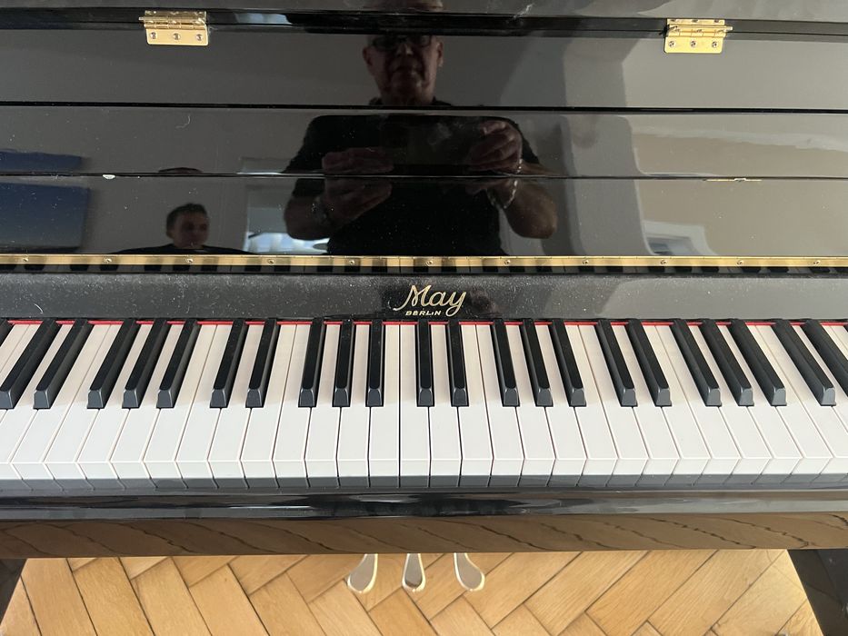 Pianino May Berlin marki Schimmel Model 123 JAK NOWE