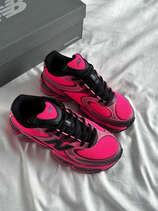 Кросівки New Balance ABZORB 2000 Dragon Berry: 2 600 грн