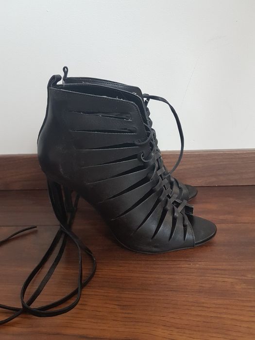Sandały sznurowane skórzane ZARA r. 37