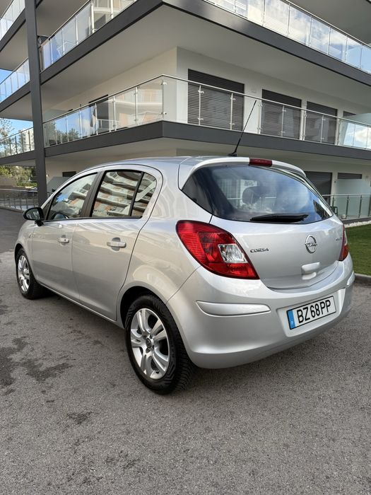 2013 • 168 mil km • 02 Donos • 1.3 Gasóleo ECOFLEX • 95 cv • GPS