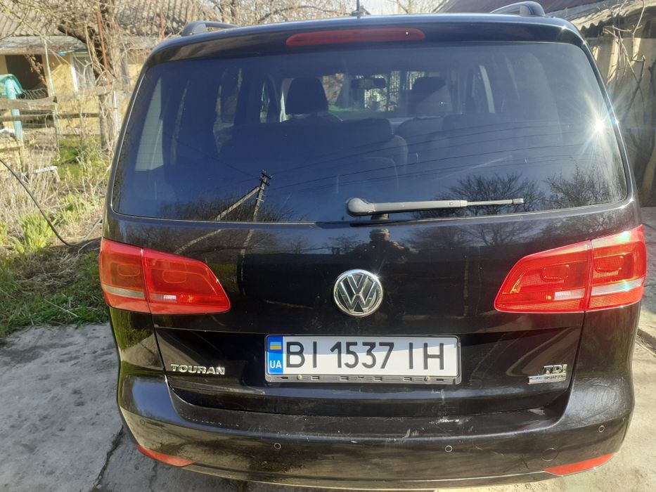 Volkswagen.ТОУРАН 2010г.1.6диз.